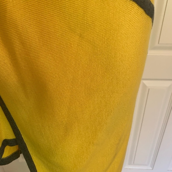 PM EDITOR Pick! Decjuba light wt Blanket Cape Wrap - Picture 3 of 7